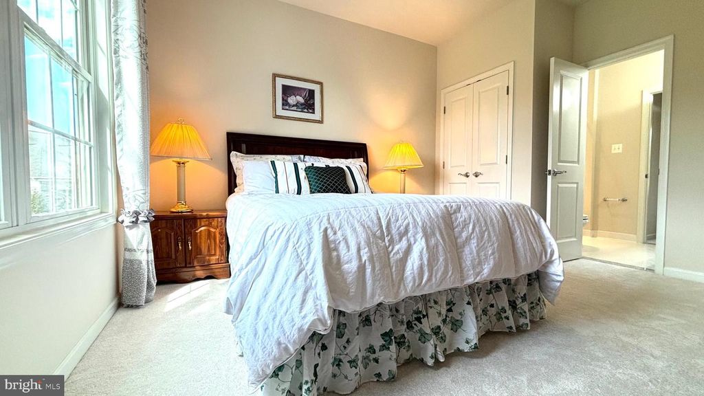 Image 34 of property listing at 11039 HUNTERS VIEW RD, Ellicott City, MD 21042