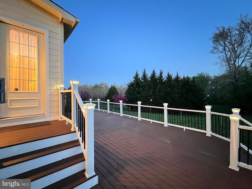 Image 51 of property listing at 11039 HUNTERS VIEW RD, Ellicott City, MD 21042