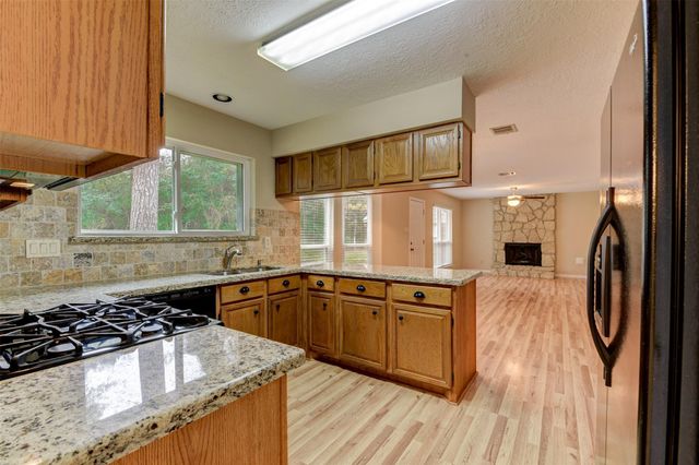 3302 Creek Shadows Drive, Houston, TX 77339