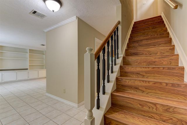 3302 Creek Shadows Drive, Houston, TX 77339