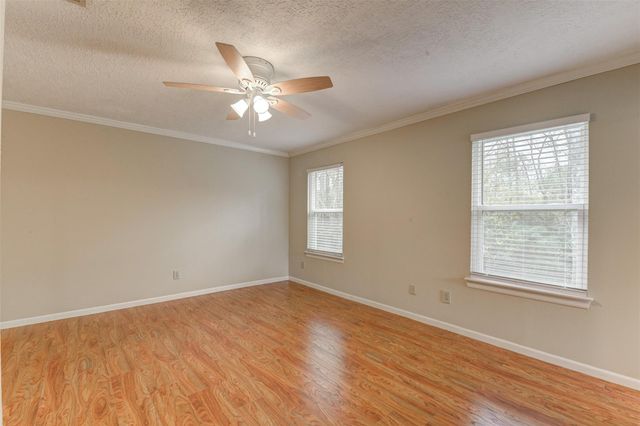 3302 Creek Shadows Drive, Houston, TX 77339