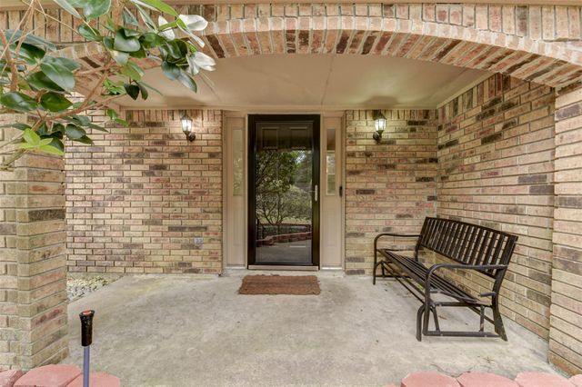 3302 Creek Shadows Drive, Houston, TX 77339