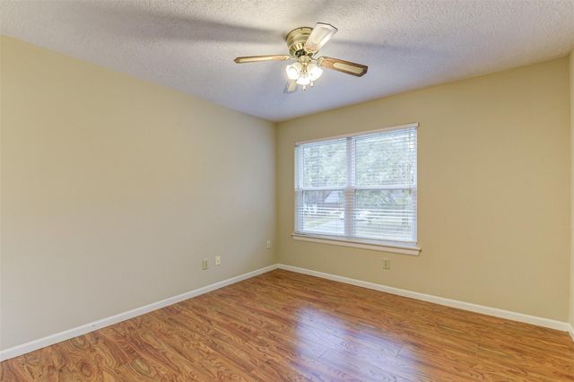 3302 Creek Shadows Drive, Houston, TX 77339