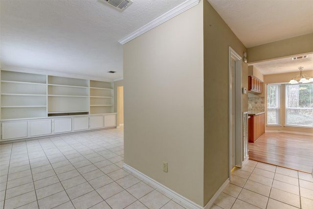 3302 Creek Shadows Drive, Houston, TX 77339