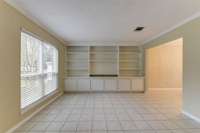 3302 Creek Shadows Drive, Houston, TX 77339