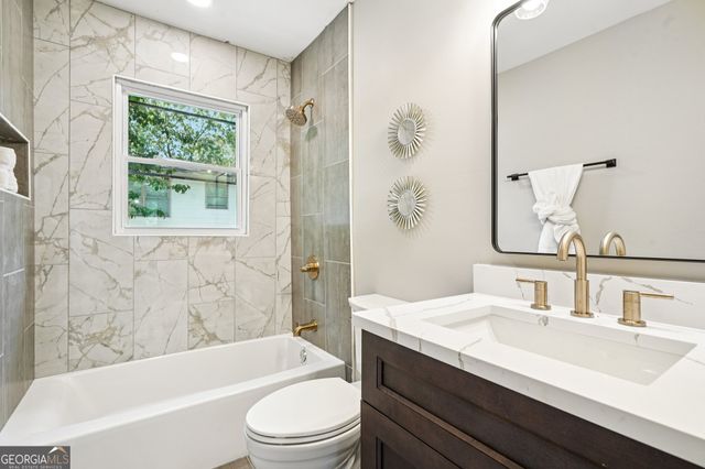 1005 Pinedale Drive SE, Smyrna, GA 30080