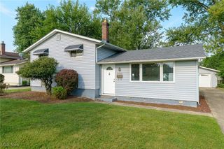 6694 Balsam Drive, Bedford Heights, OH 44146