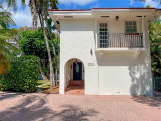 1114 Columbus Blvd, Coral Gables, FL 33134