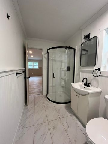 1428 S Pickwick Avenue, Springfield, MO 65804