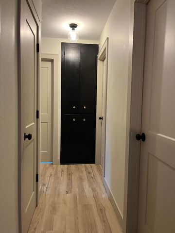 1428 S Pickwick Avenue, Springfield, MO 65804