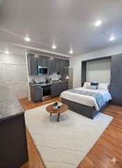 165 Hawthorne 206, Chelsea, MA 02150