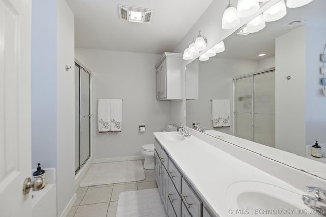 21222 E 61st Street S, Broken Arrow, OK 74014