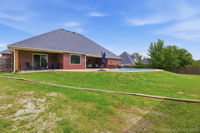 21222 E 61st Street S, Broken Arrow, OK 74014