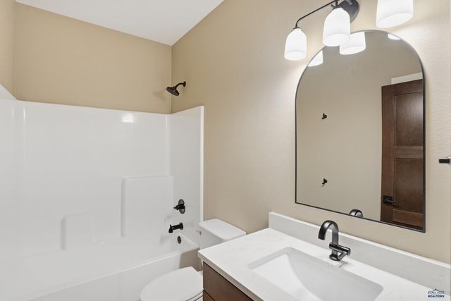 3407 PING DR, Rapid City, SD 57703