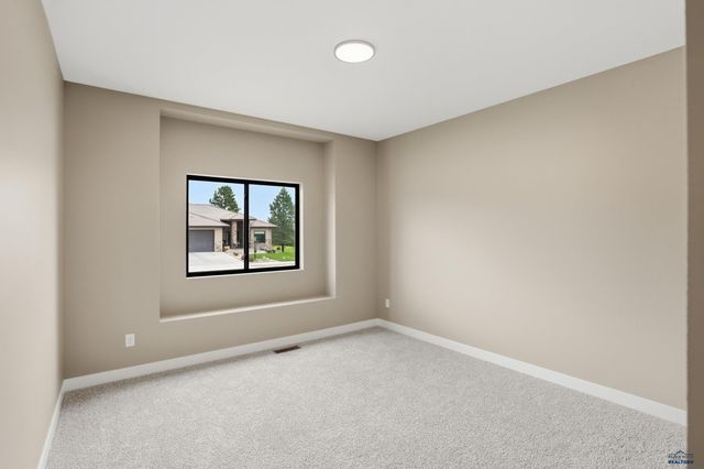 3407 PING DR, Rapid City, SD 57703