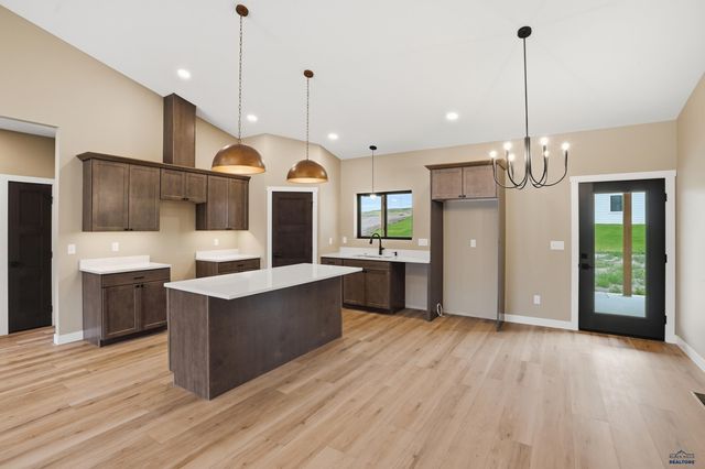 3407 PING DR, Rapid City, SD 57703