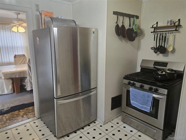 30 Greenvale Circle, White Plains, NY 10607