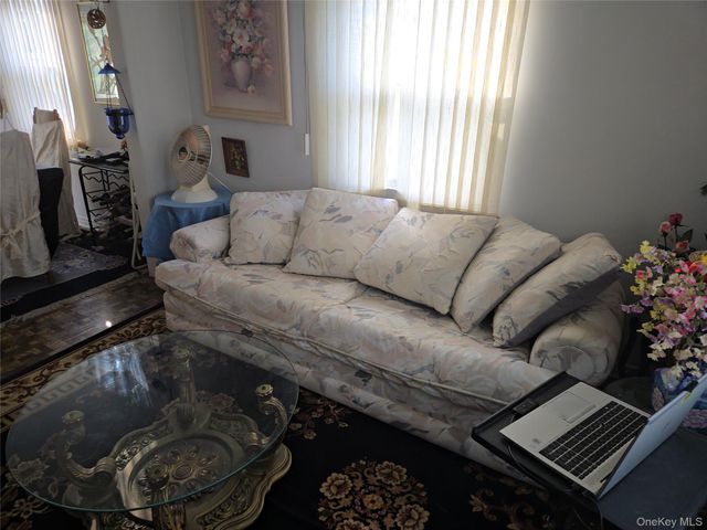30 Greenvale Circle, White Plains, NY 10607