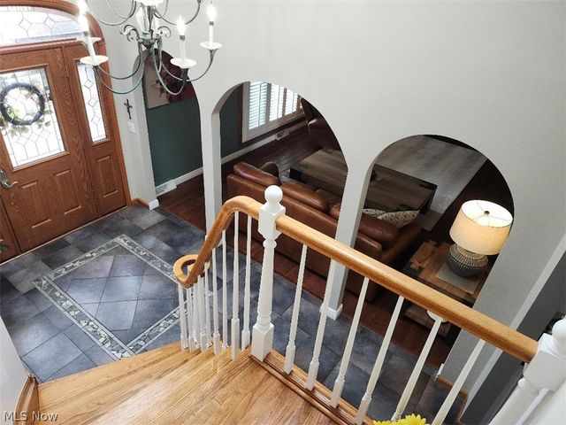 7680 ALDERSYDE Drive, Middleburg Heights, OH 44130