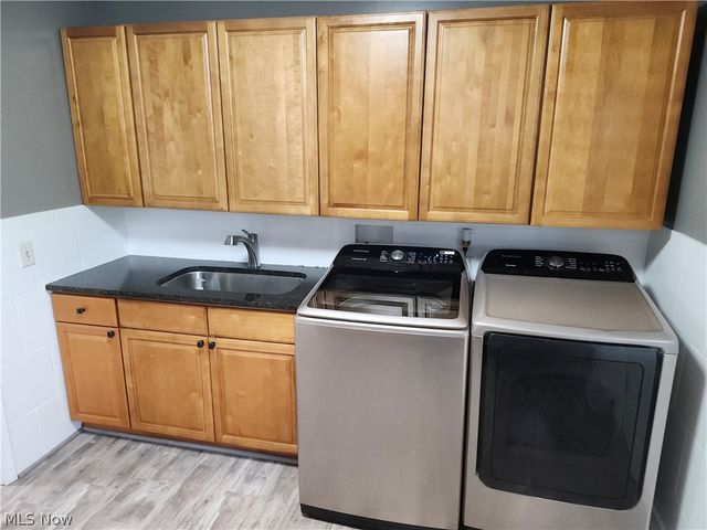 7680 ALDERSYDE Drive, Middleburg Heights, OH 44130