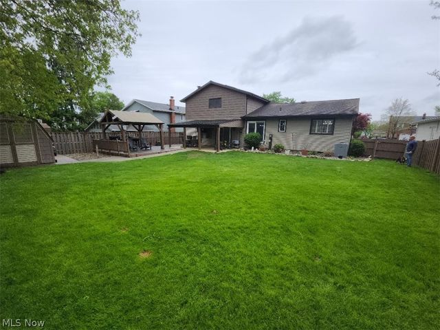 7680 ALDERSYDE Drive, Middleburg Heights, OH 44130