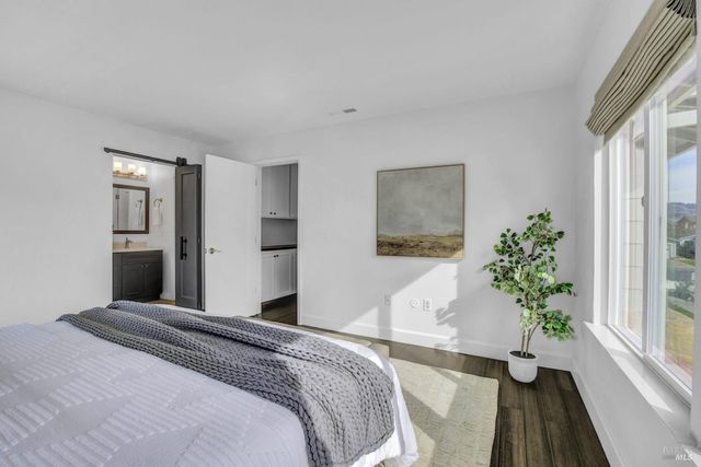 104 Banff Way, Petaluma, CA 94954