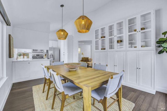 104 Banff Way, Petaluma, CA 94954