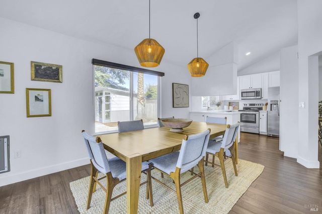 104 Banff Way, Petaluma, CA 94954