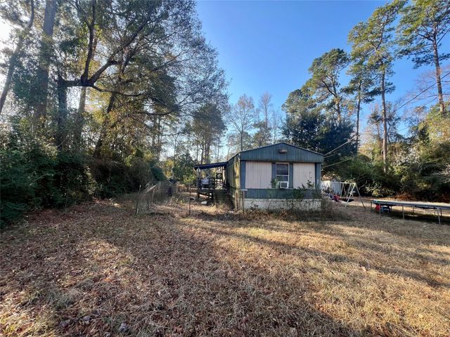 160 Cherokee Lane, Onalaska, TX 77360