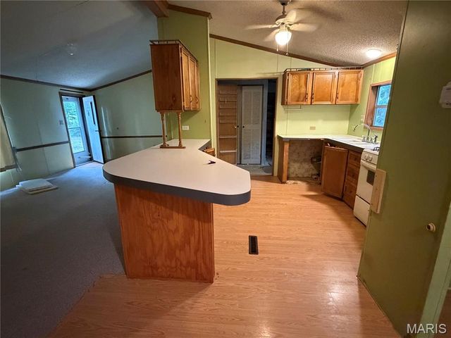 22447 S Stracks Church Road, Wright City, MO 63390