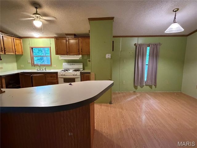 22447 S Stracks Church Road, Wright City, MO 63390