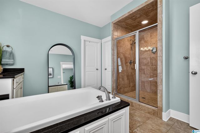 5008 HAWTHORNE PLACE, Chelsea, AL 35043