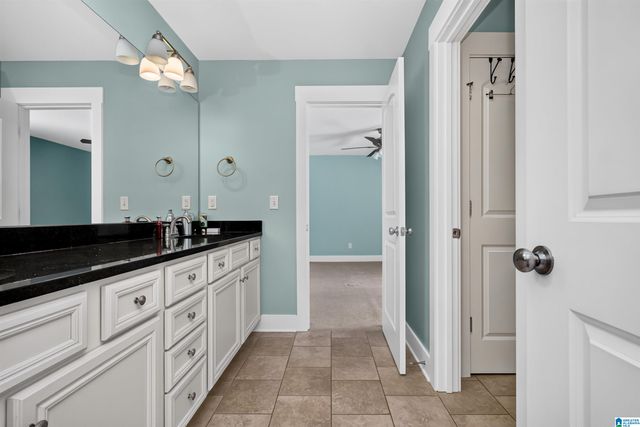 5008 HAWTHORNE PLACE, Chelsea, AL 35043