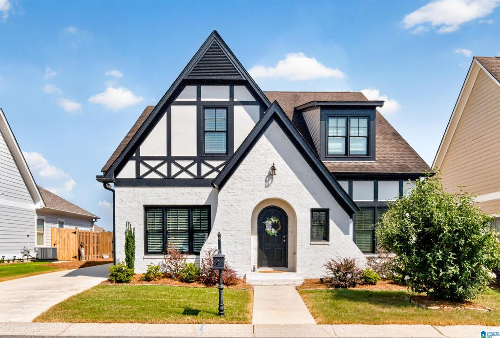 5008 HAWTHORNE PLACE, Chelsea, AL 35043