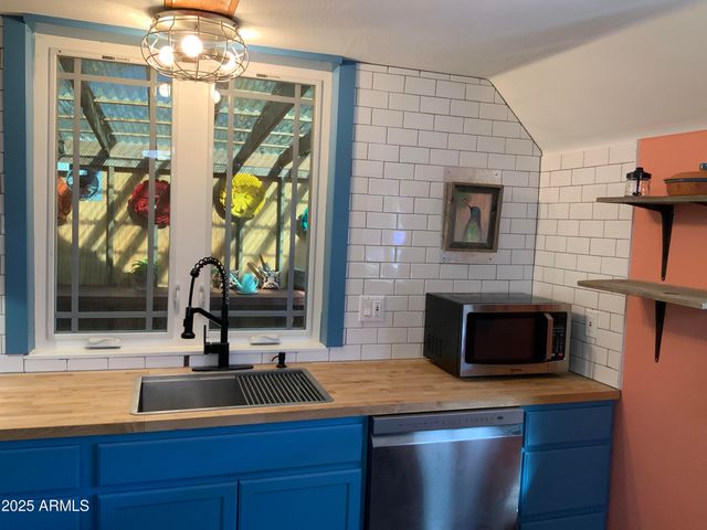 22713 S LAKEWOOD Drive, Yarnell, AZ 85362