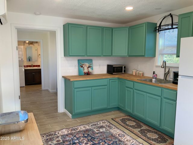 22713 S LAKEWOOD Drive, Yarnell, AZ 85362