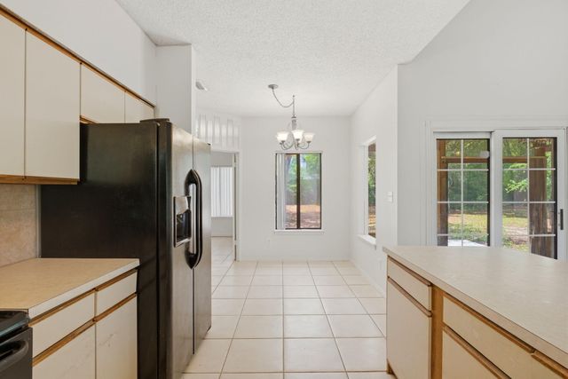 2725 Sherwood Drive, Navarre, FL 32566