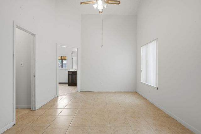 2725 Sherwood Drive, Navarre, FL 32566