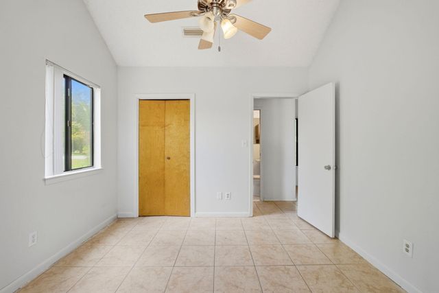 2725 Sherwood Drive, Navarre, FL 32566