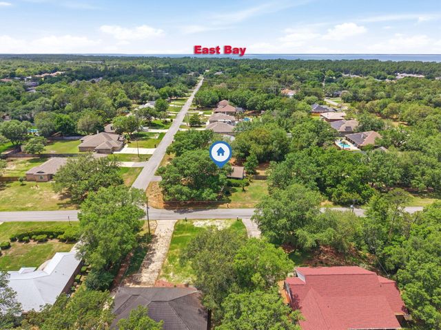 2725 Sherwood Drive, Navarre, FL 32566