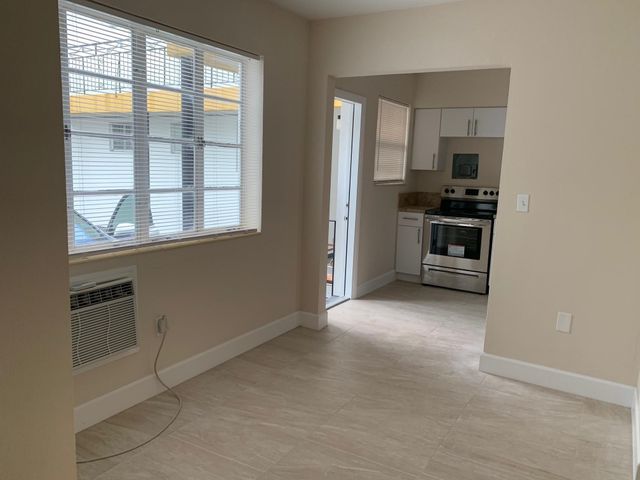 1575 SW 2nd Street 1, Miami, FL 33135