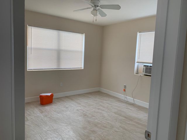 1575 SW 2nd Street 1, Miami, FL 33135