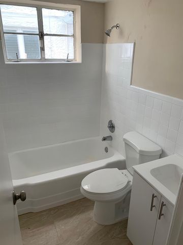 1575 SW 2nd Street 1, Miami, FL 33135