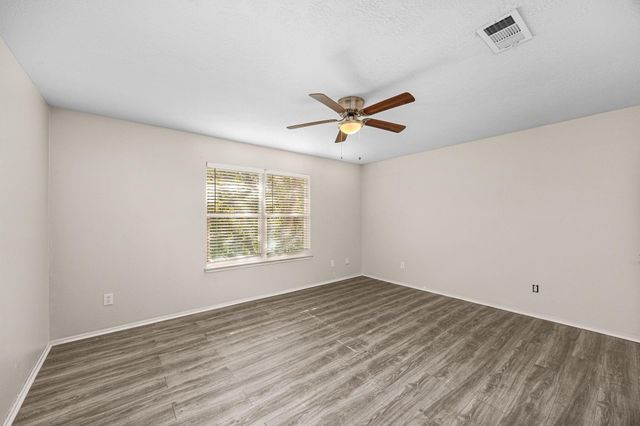 11843 Sunny Stream Drive, Tomball, TX 77375