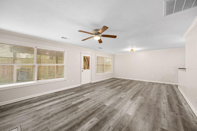 11843 Sunny Stream Drive, Tomball, TX 77375