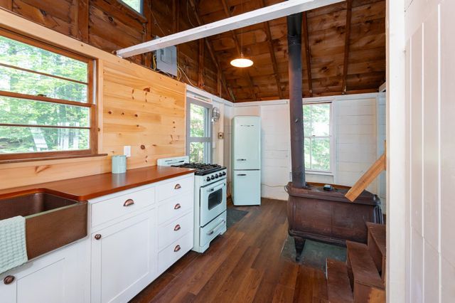 31-33 Sherene Orchard Road, Meredith, NH 03253