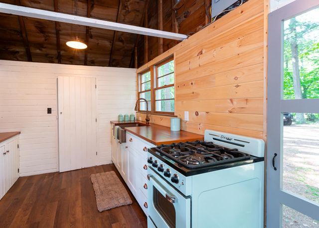 31-33 Sherene Orchard Road, Meredith, NH 03253