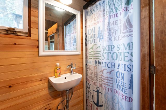 31-33 Sherene Orchard Road, Meredith, NH 03253