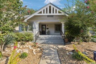 325 W Mistletoe, San Antonio, TX 78212
