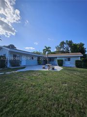 1231 NE 23rd Ave 3, Pompano Beach, FL 33062